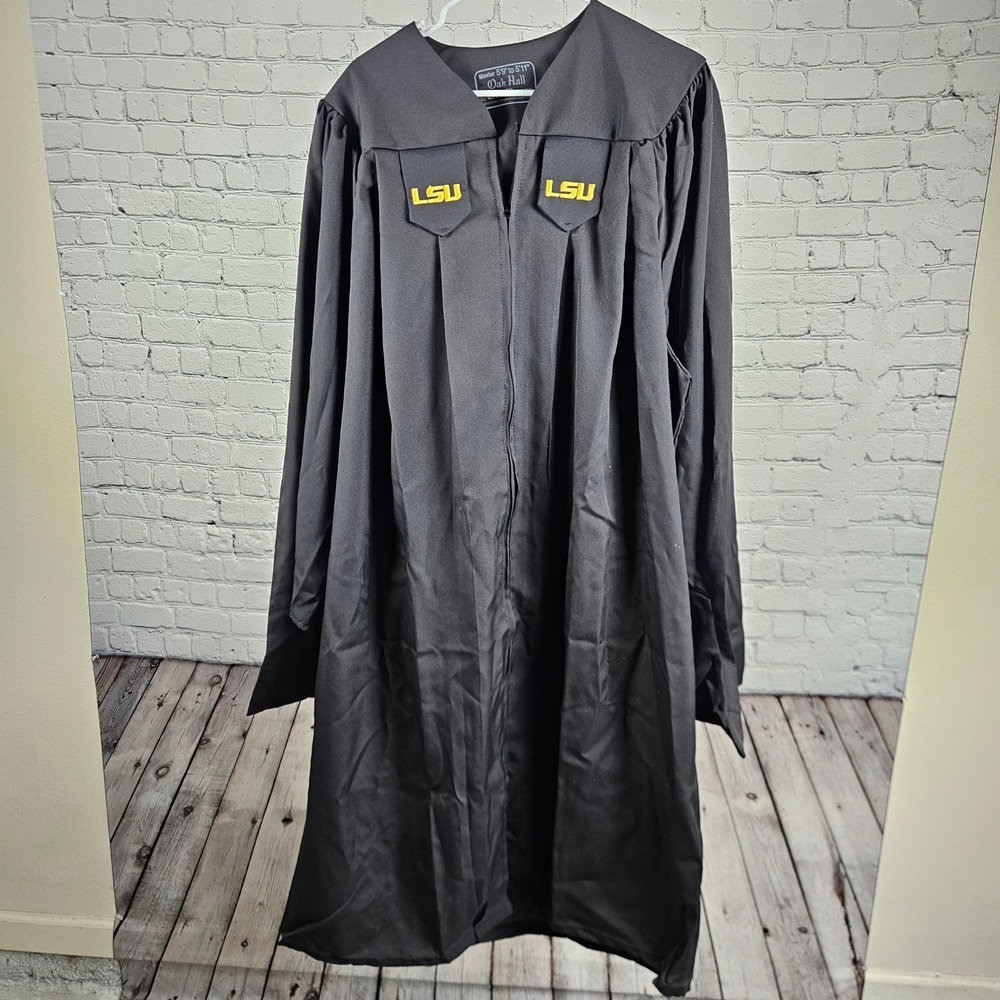 Oak Hall LSU Graduation Gown Masters Black GreenWeaver 5ft 9in to 5ft 11in